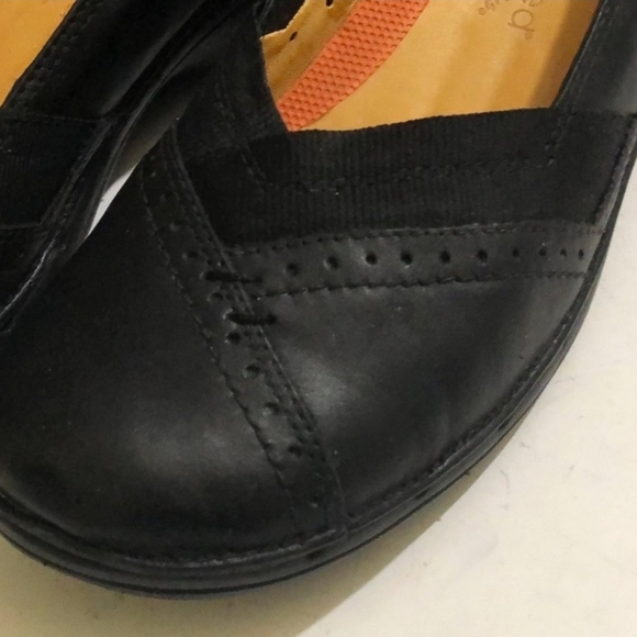 Clarks 86325 Unstructured Black Med Wedge Pumps Comfort Shoe Size 10 - Picture 4 of 8